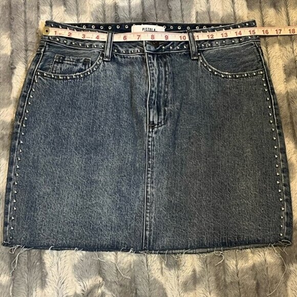 PISTOLA Sierra Medium Wash Studded Denim Mini Skirt Size 29 - Picture 4 of 7